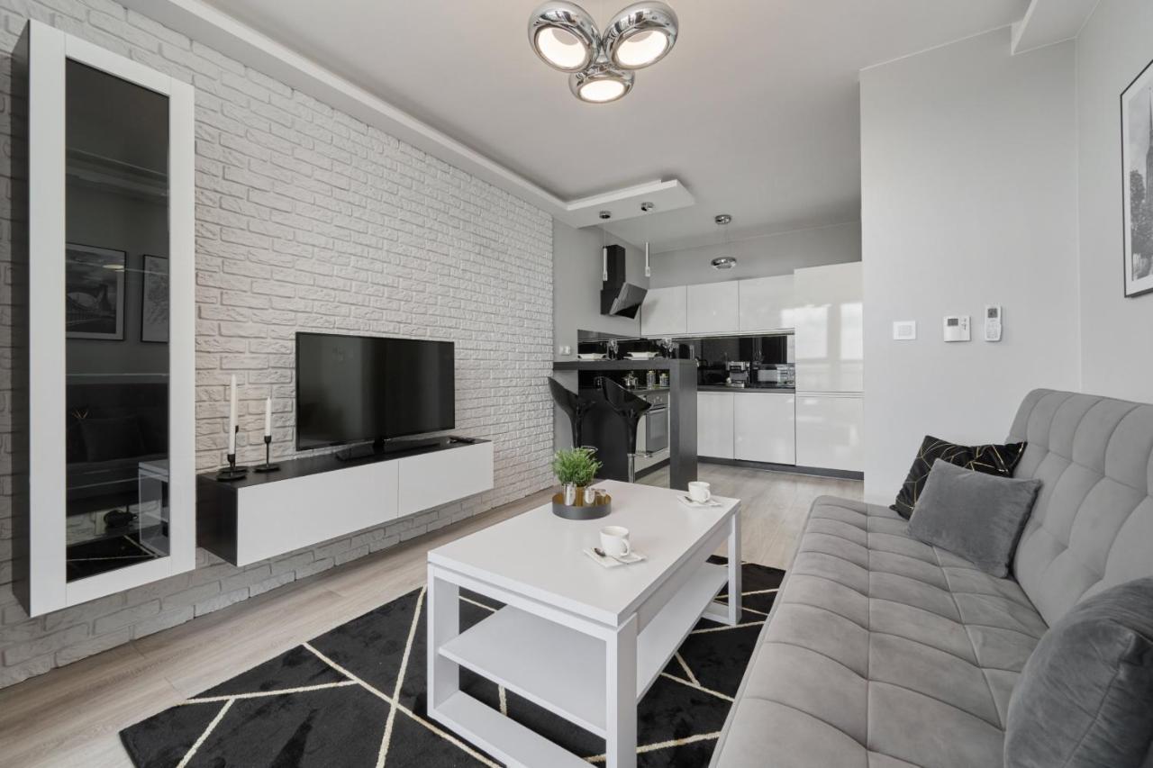 Odra Tower Apartment Center Of Wroclaw By Renters Prestige Εξωτερικό φωτογραφία