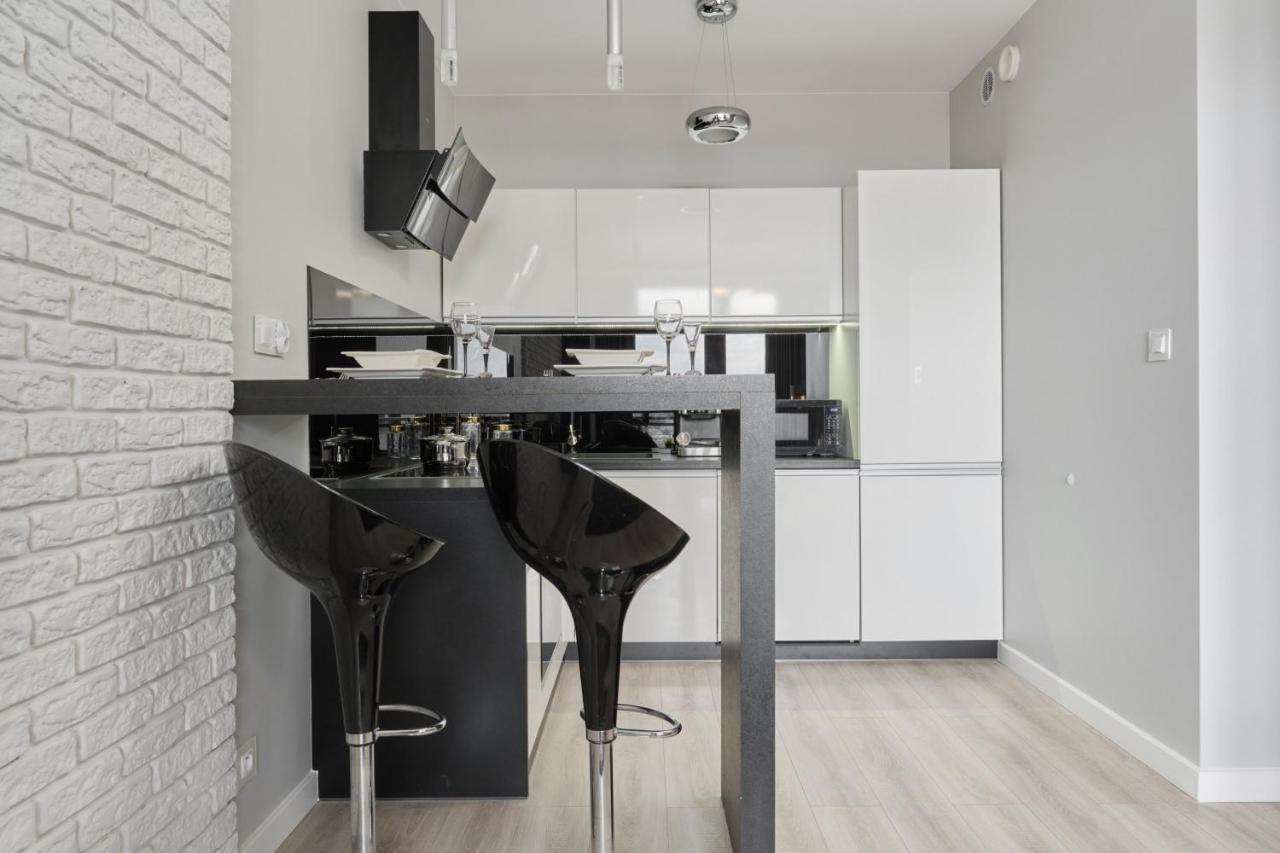 Odra Tower Apartment Center Of Wroclaw By Renters Prestige Εξωτερικό φωτογραφία