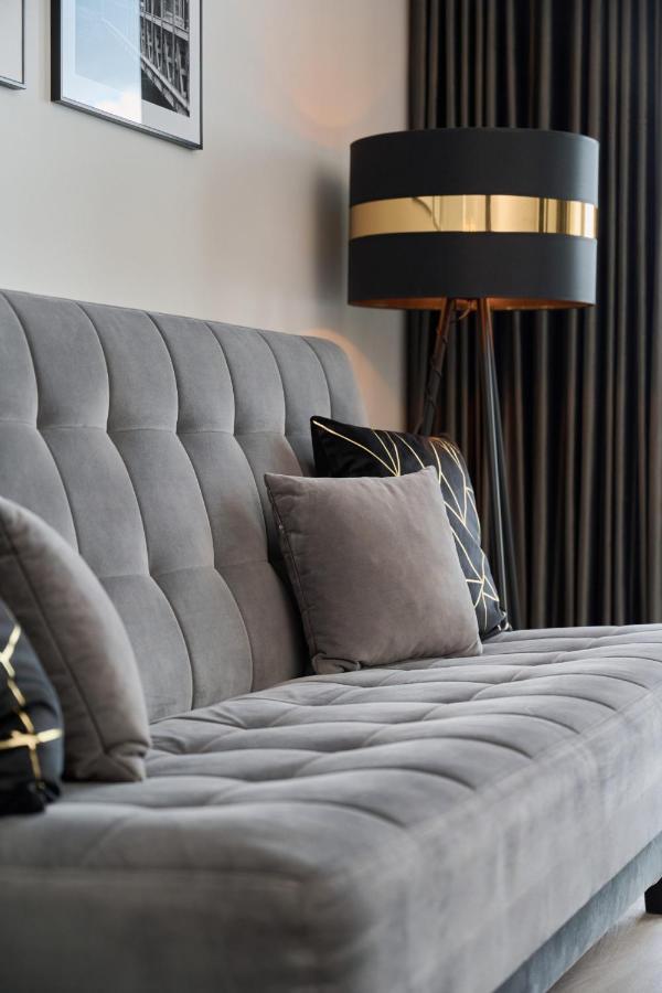 Odra Tower Apartment Center Of Wroclaw By Renters Prestige Εξωτερικό φωτογραφία