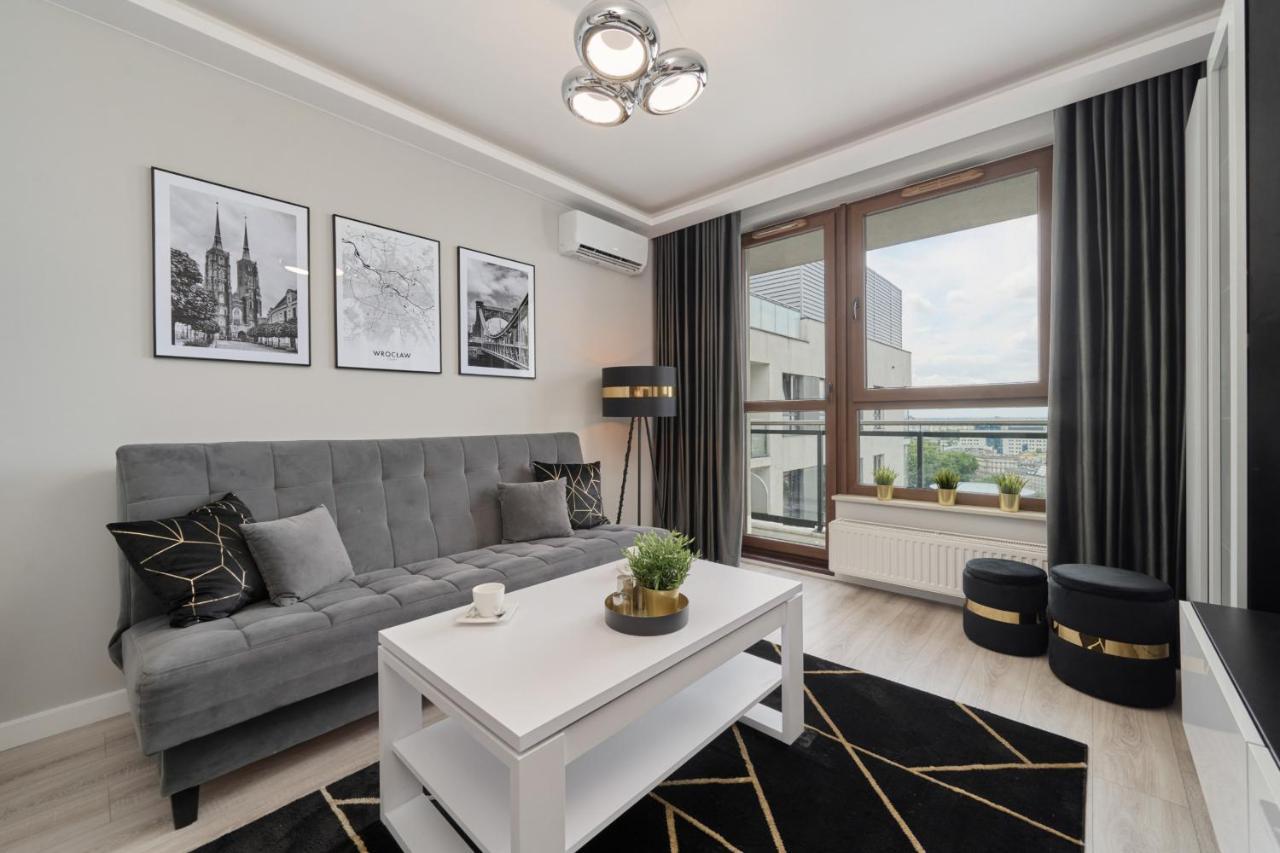 Odra Tower Apartment Center Of Wroclaw By Renters Prestige Εξωτερικό φωτογραφία