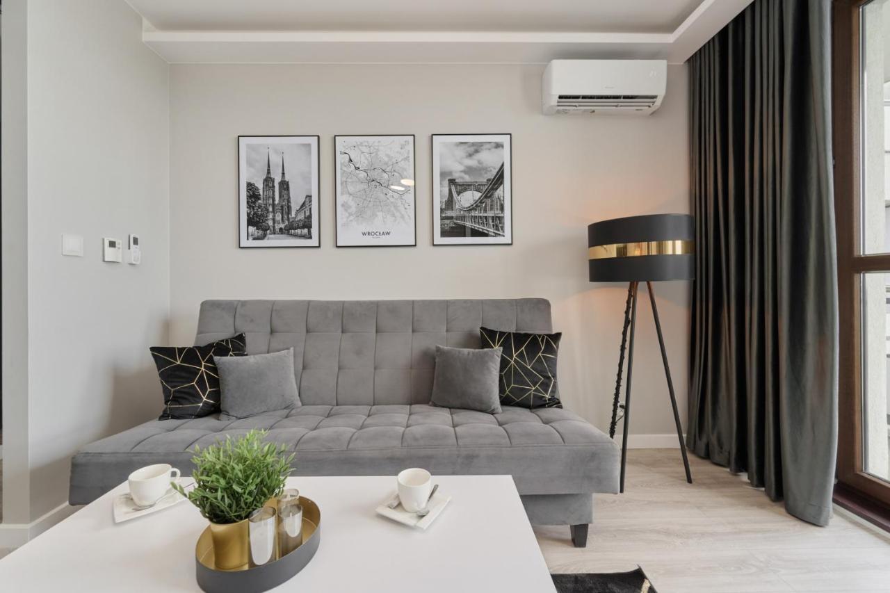 Odra Tower Apartment Center Of Wroclaw By Renters Prestige Εξωτερικό φωτογραφία