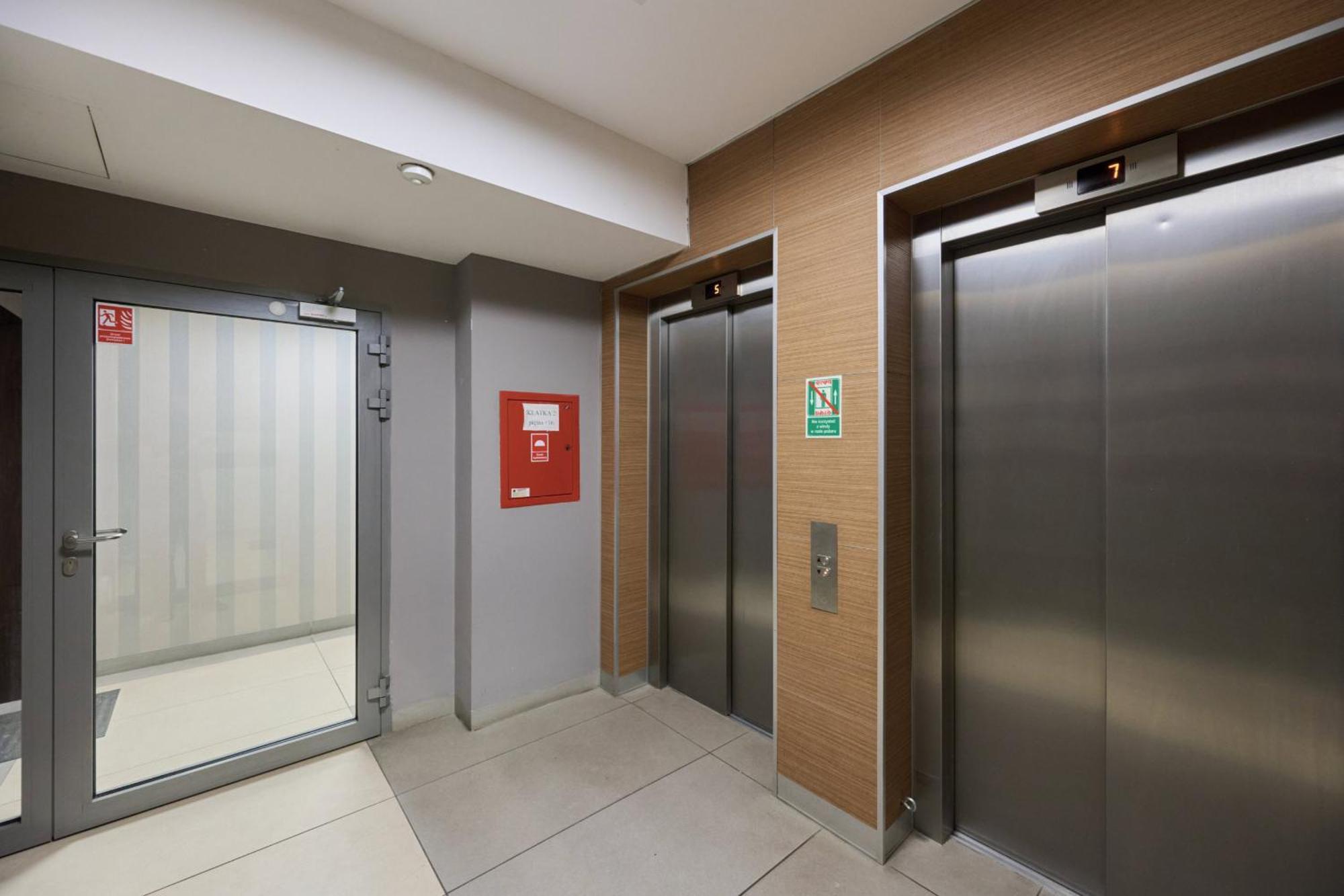 Odra Tower Apartment Center Of Wroclaw By Renters Prestige Εξωτερικό φωτογραφία