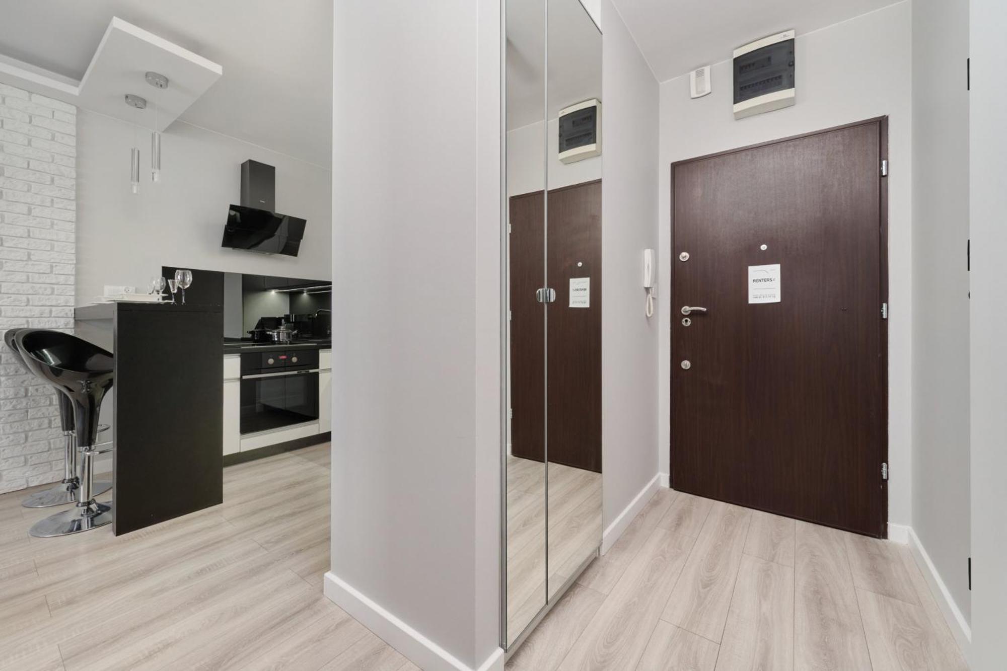 Odra Tower Apartment Center Of Wroclaw By Renters Prestige Εξωτερικό φωτογραφία