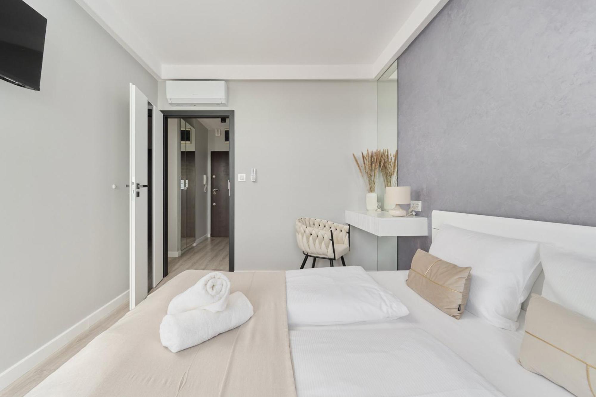 Odra Tower Apartment Center Of Wroclaw By Renters Prestige Εξωτερικό φωτογραφία