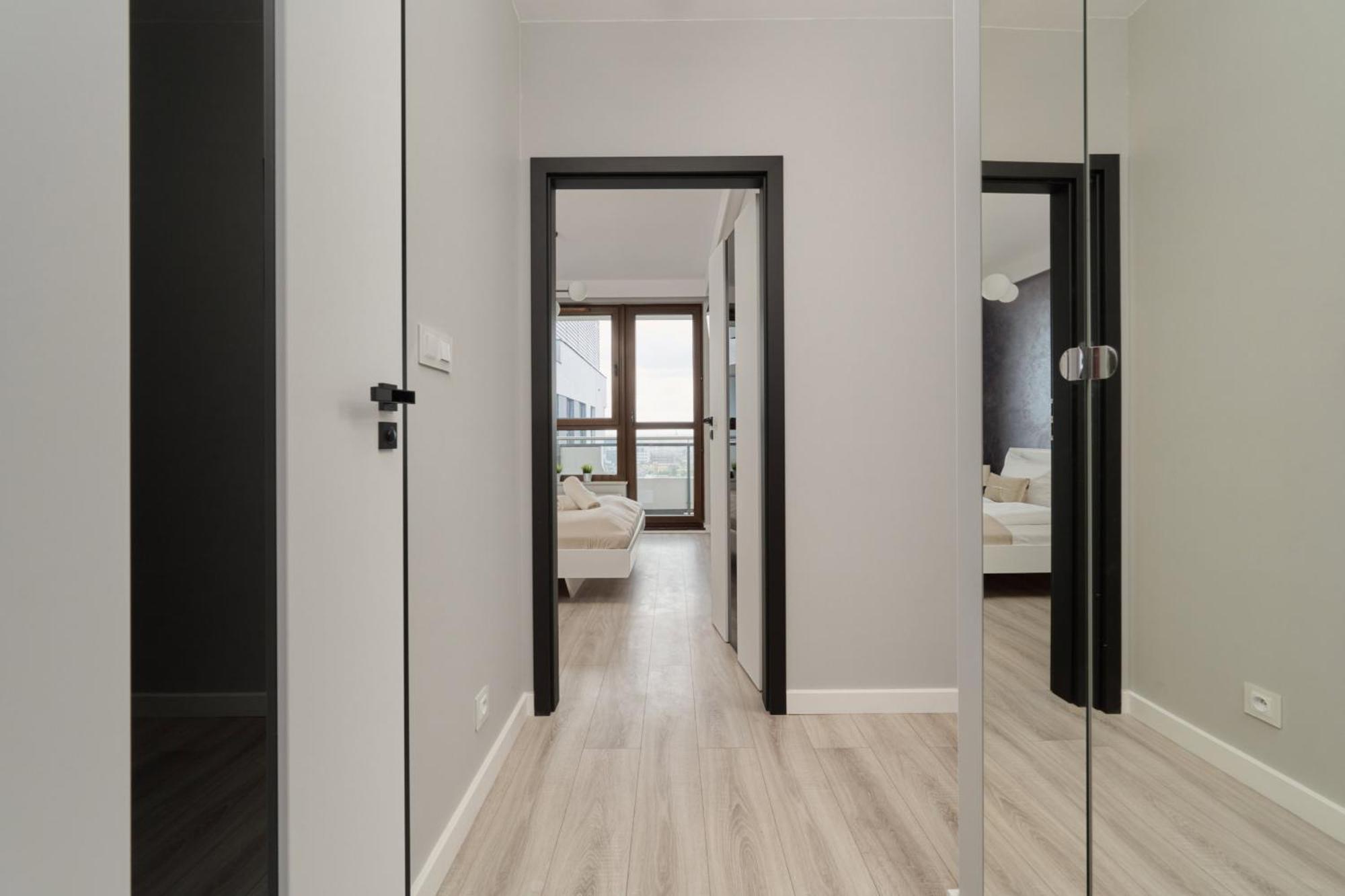 Odra Tower Apartment Center Of Wroclaw By Renters Prestige Εξωτερικό φωτογραφία