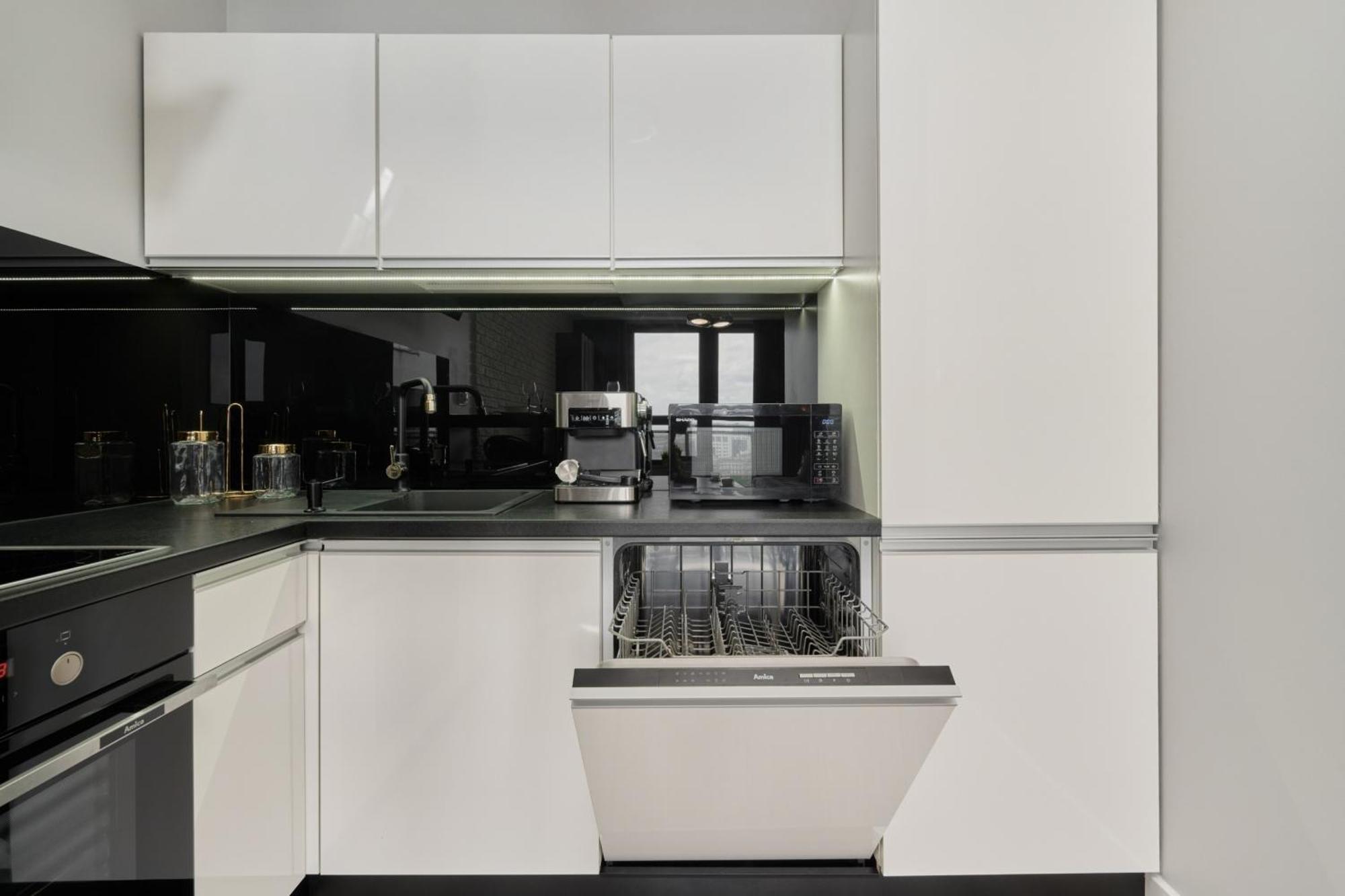 Odra Tower Apartment Center Of Wroclaw By Renters Prestige Εξωτερικό φωτογραφία