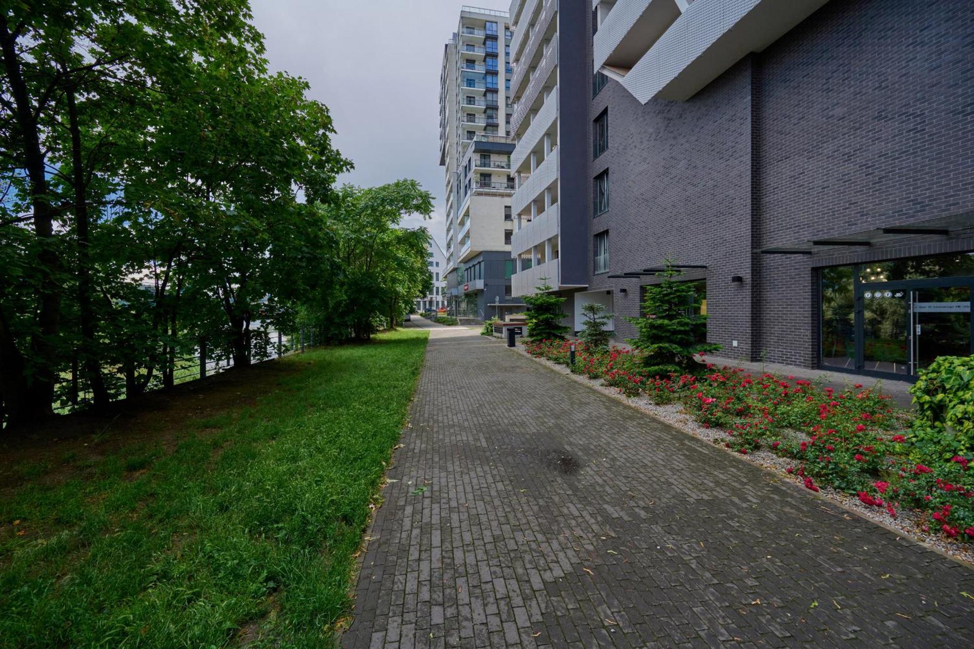 Odra Tower Apartment Center Of Wroclaw By Renters Prestige Εξωτερικό φωτογραφία